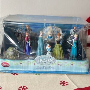 Disney Frozen Character Figurine Set